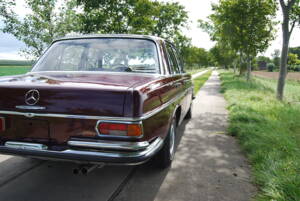 Image 23/58 of Mercedes-Benz 280 SE (1968)