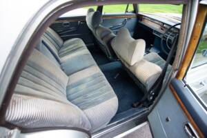 Immagine 16/34 di Mercedes-Benz 300 SEL 3.5 (1972)