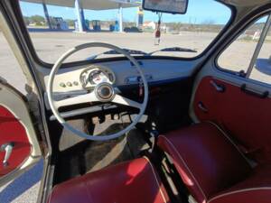 Image 18/44 of FIAT 600 D (1967)