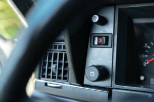 Immagine 31/43 di Volvo 240 GLE Injection (1989)