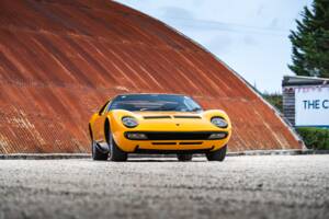 Afbeelding 52/56 van Lamborghini Miura P 400 S (1969)