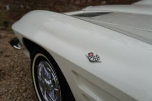 Bild 47/50 von Chevrolet Corvette Sting Ray (1963)