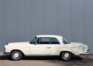 Imagen 12/43 de Mercedes-Benz 280 SE (1968)