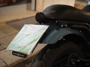 Bild 24/30 von Triumph DUMMY (2000)