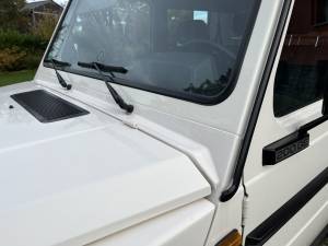Image 13/33 of Mercedes-Benz 200 GE (SWB) (1987)