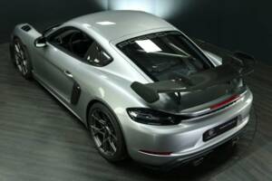 Image 48/50 of Porsche 718 Cayman GT4 RS Weissach (2023)