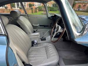 Bild 15/26 von Jaguar E-Type (1970)