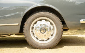 Image 35/77 of Alfa Romeo 2600 Spider (1963)