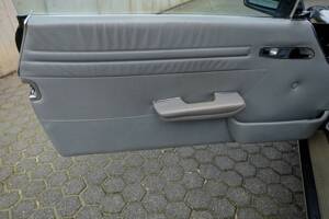 Immagine 18/43 di Mercedes-Benz 300 SL (1987)