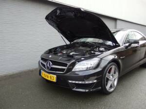 Image 79/97 of Mercedes-Benz CLS 63 AMG S 4MATIC (2013)