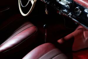 Image 64/83 de Mercedes-Benz 190 SL (1959)
