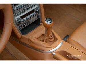 Image 16/32 of Porsche 911 Carrera S (2005)