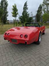 Image 4/8 of Chevrolet Corvette Stingray (1975)