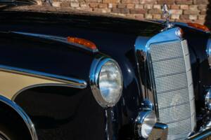 Imagen 47/50 de Mercedes-Benz 220 S Cabriolet (1956)