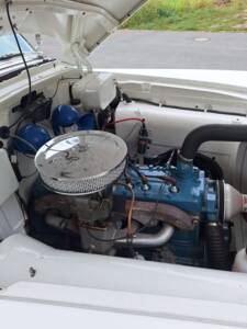 Image 14/17 of Pontiac Chieftain (1953)