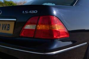 Afbeelding 39/50 van Lexus LS 430 (2002)