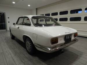 Imagen 3/15 de Alfa Romeo Giulia 1600 Sprint GT (1965)