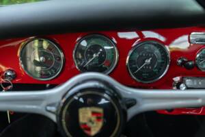 Image 38/50 of Porsche 356 C 1600 SC (1964)