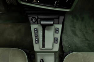 Imagen 24/43 de BMW 528i (1986)