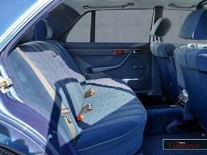 Bild 7/22 von Mercedes-Benz 280 SEL (1984)