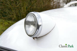 Image 16/47 of Mercedes-Benz 190 c (1963)
