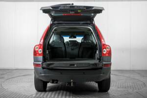 Image 38/43 of Volvo XC90 2.5T (2005)