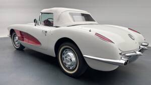 Image 3/19 of Chevrolet Corvette (1959)