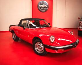 Image 9/24 of Alfa Romeo 2.0 Spider (1987)