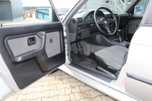 Image 7/32 de BMW 325ix (1990)