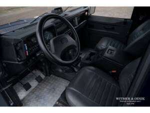 Bild 6/27 von Land Rover Defender 90 (1998)