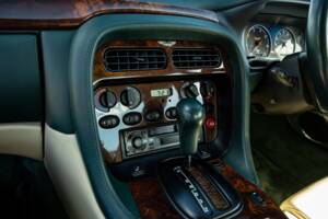 Bild 25/43 von Aston Martin DB 7 (1998)