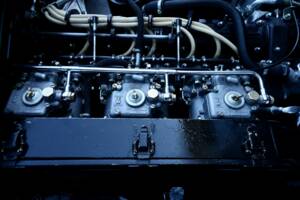 Imagen 26/50 de Ferrari 365 GTB&#x2F;4 Daytona (1971)