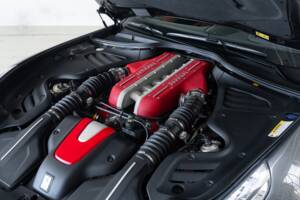 Image 46/47 of Ferrari FF (2015)