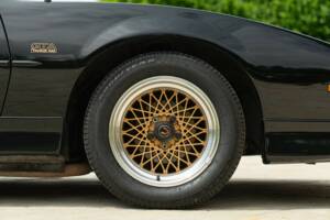 Imagen 30/50 de Pontiac Firebird TransAm (1989)