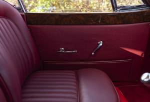 Image 27/34 of Jaguar XK 120 FHC (1952)
