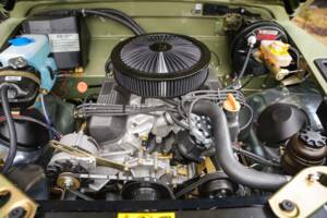 Bild 43/47 von Land Rover 90 (1990)