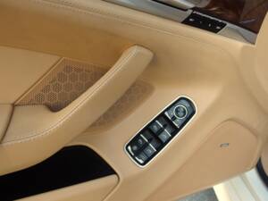 Bild 60/99 von Porsche Panamera Turbo (2009)