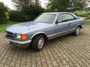 Image 2/30 of Mercedes-Benz 380 SEC (1985)