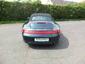 Bild 31/73 von Porsche 911 Carrera 4S (2004)