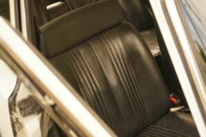 Image 80/100 of Alfa Romeo Giulia Nuova Super 1300 (1977)