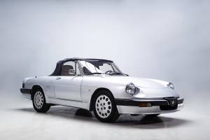 Imagen 6/36 de Alfa Romeo 2.0 Spider (1990)