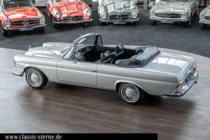 Bild 11/15 von Mercedes-Benz 280 SE 3,5 (1971)