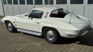 Bild 2/27 von Chevrolet Corvette Sting Ray (1964)