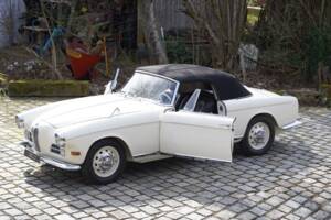 Image 1/23 of BMW 503 (1957)