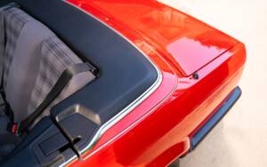Immagine 15/33 di BMW 318i (1991)
