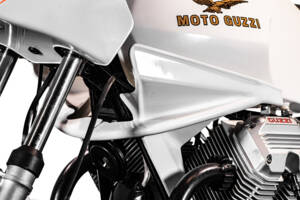 Image 13/30 of Moto Guzzi DUMMY (1985)