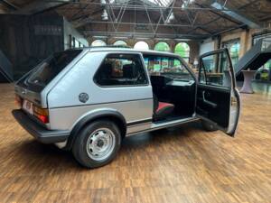 Image 23/34 of Volkswagen Golf I GTI 1.6 (1980)