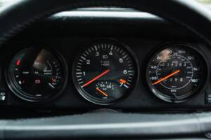 Image 38/67 of Porsche 911 Turbo 3.3 (1987)