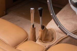 Image 28/46 of Jaguar XK 120 DHC (1954)