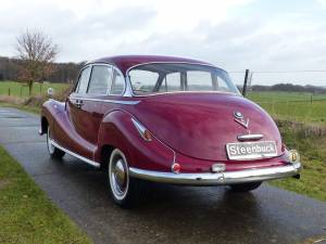 BMW 502 Limousine with replaced engine (140 hp) 1957